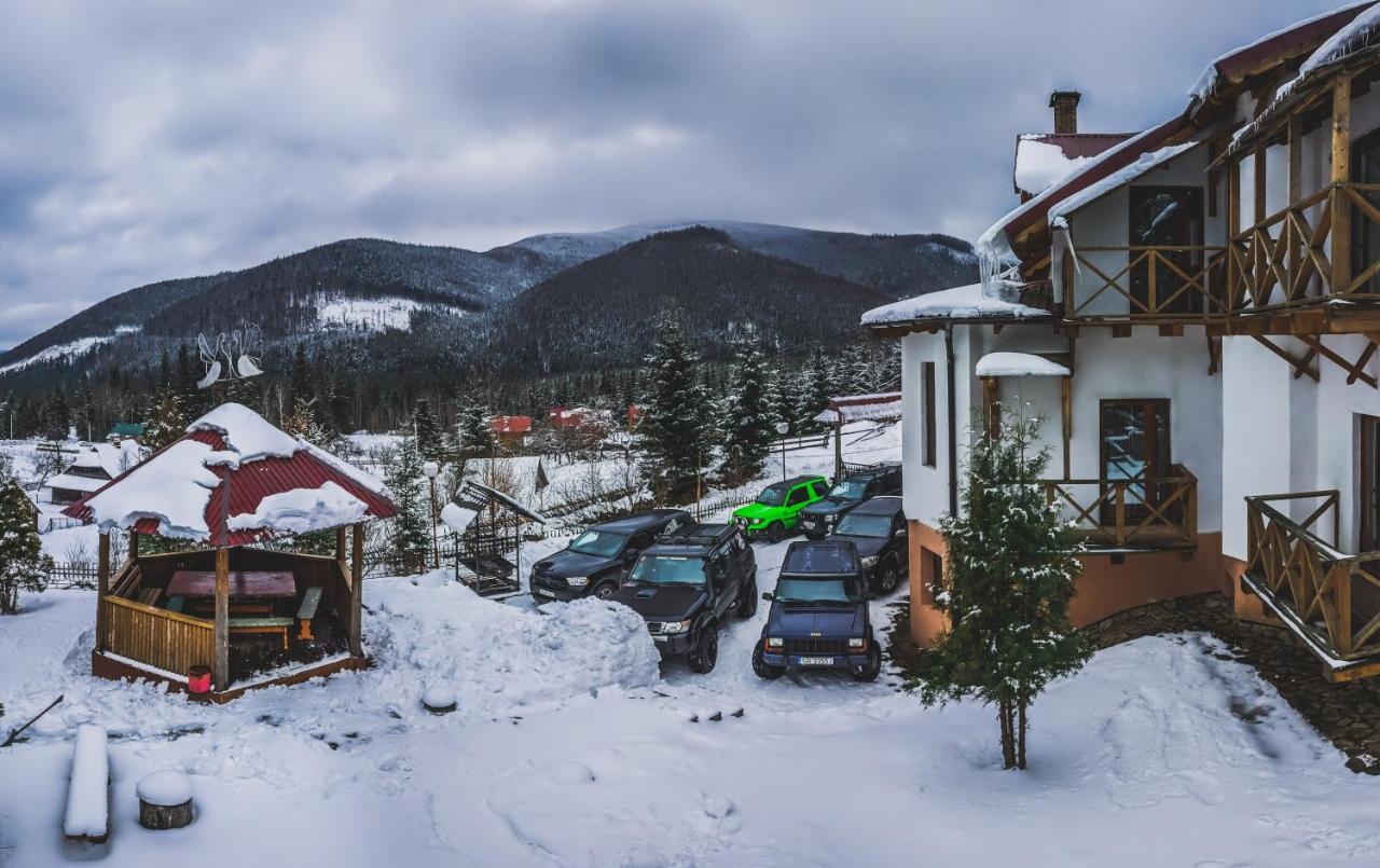 12 Months Estate Pension Myslovka Buitenkant foto
